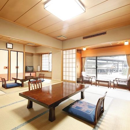 Ryokan Wakamatsu Honten Narita Extérieur photo
